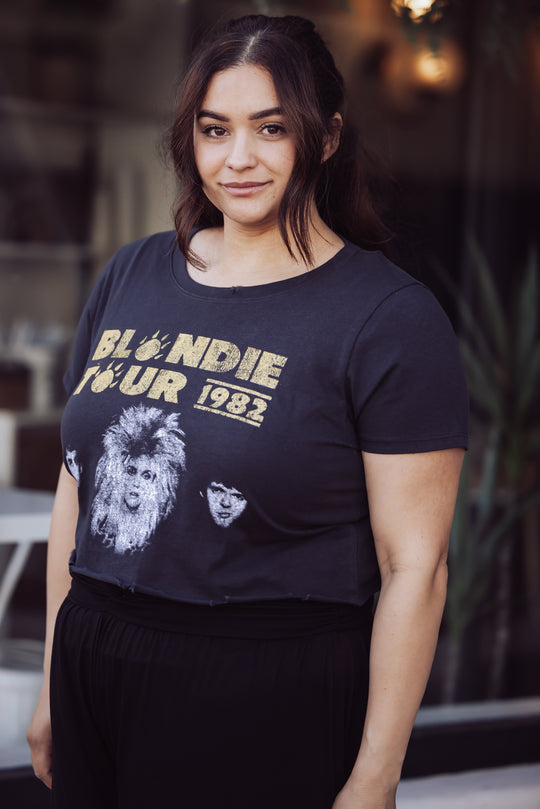PRINCE PETER COLLECTION - BLONDIE 82' DISTRESSED CROPPED TOUR BAND TEE - WASHED BLACK